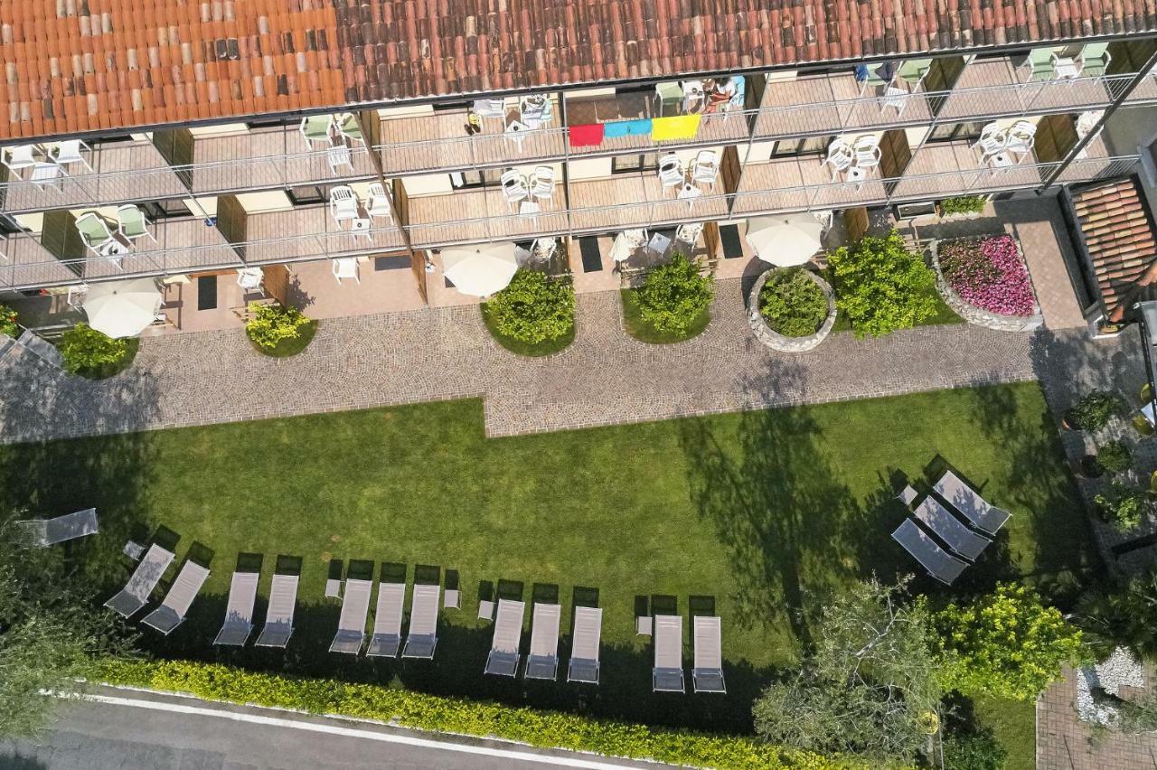 Hotel Rosemarie Limone sul Garda Exterior foto